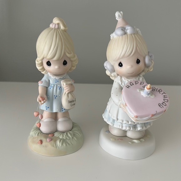 Precious Moment Figurines - Picture 1 of 3